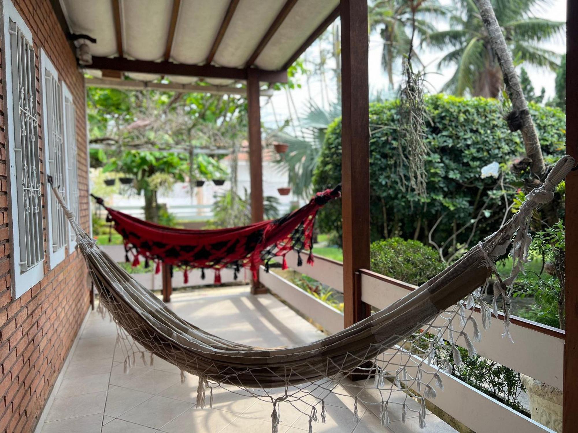 Casa Agradavel Com Piscina, A Poucos Passos Da Praia Peruíbe 外观 照片
