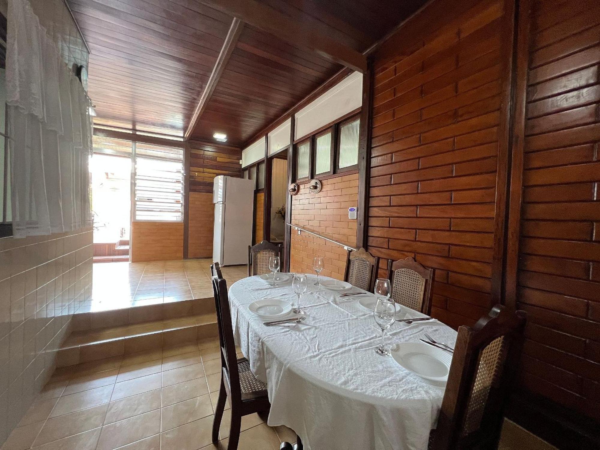 Casa Agradavel Com Piscina, A Poucos Passos Da Praia Peruíbe 外观 照片