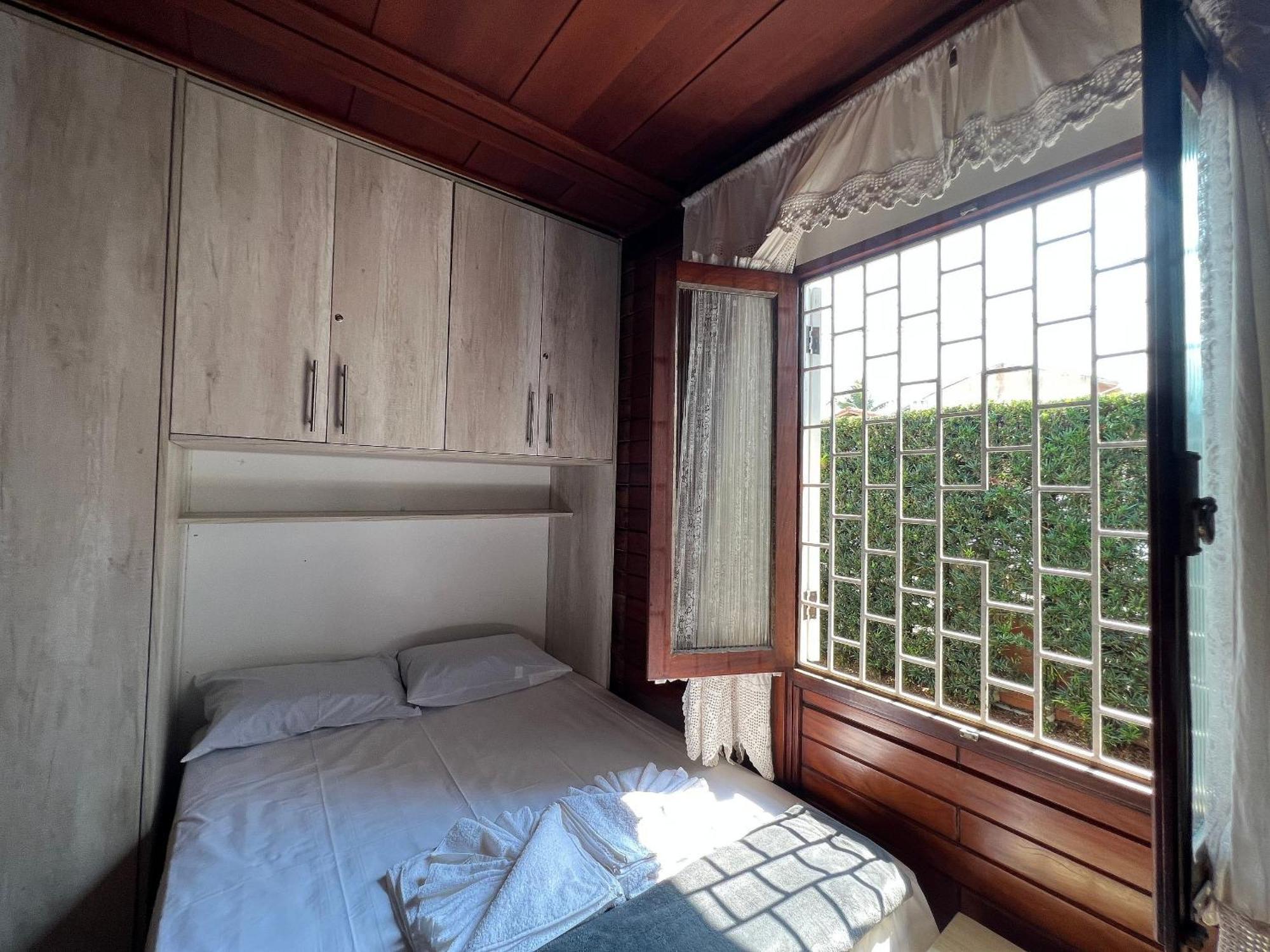 Casa Agradavel Com Piscina, A Poucos Passos Da Praia Peruíbe 外观 照片