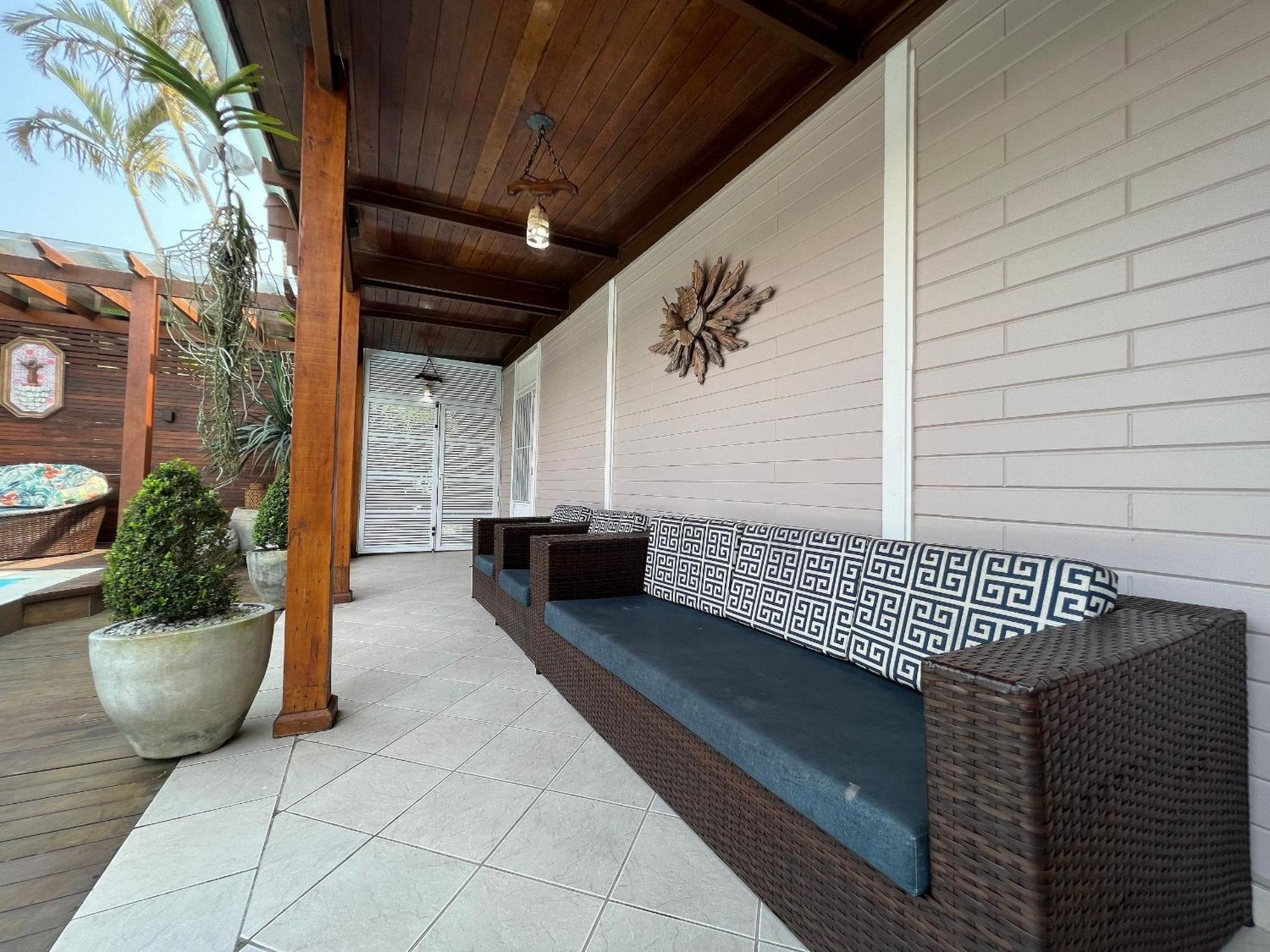 Casa Agradavel Com Piscina, A Poucos Passos Da Praia Peruíbe 外观 照片