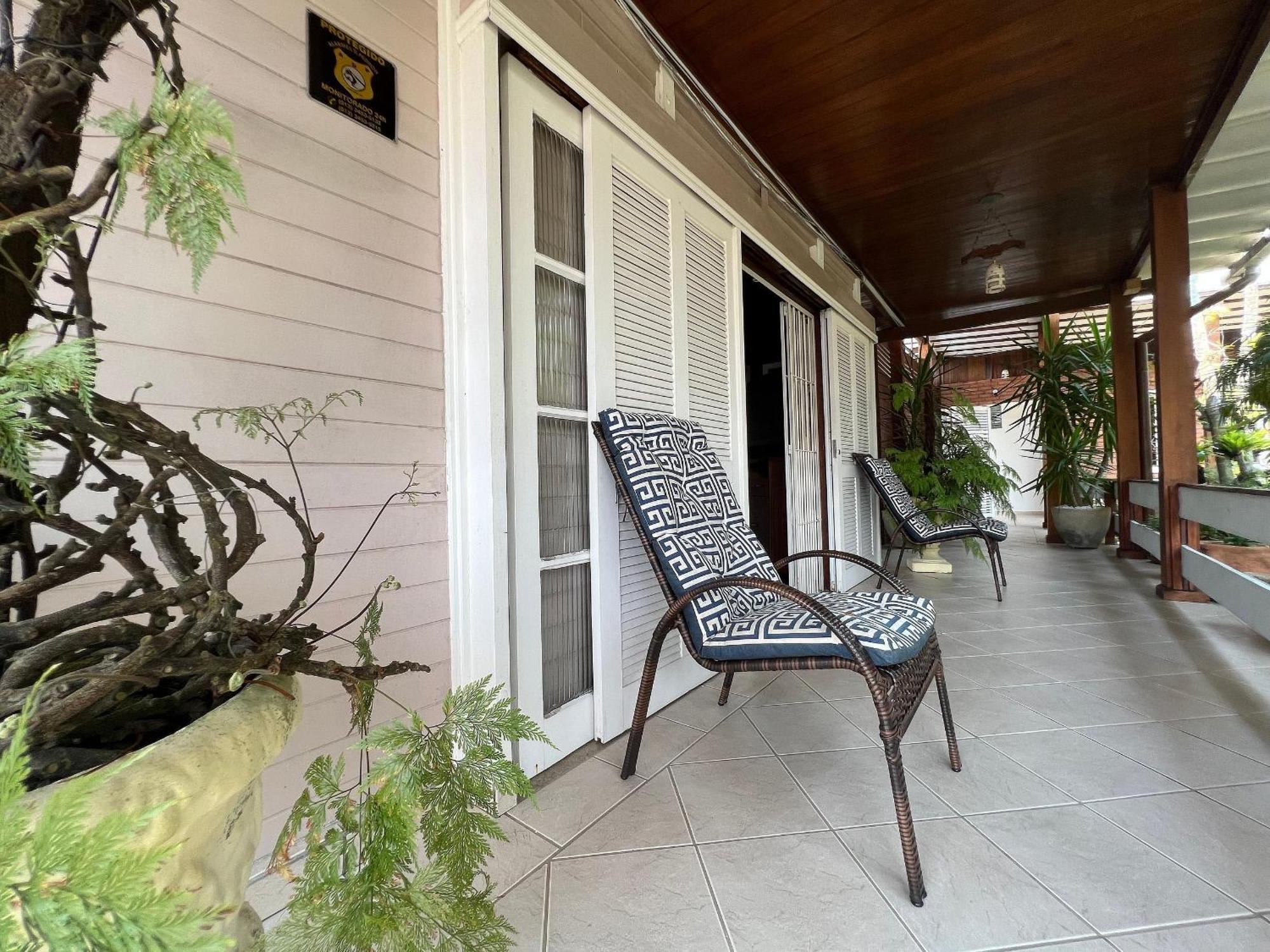 Casa Agradavel Com Piscina, A Poucos Passos Da Praia Peruíbe 外观 照片